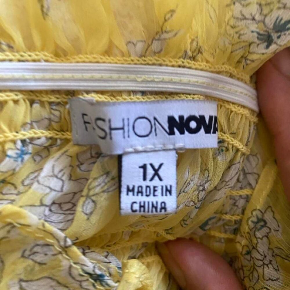 Fashion-nova Women's Yellow Blouse